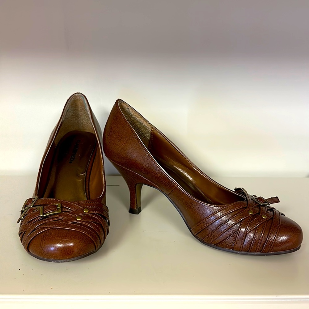 Women’s shoes
